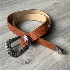 Western/Country Brown Textured Belt with Silver Buckle